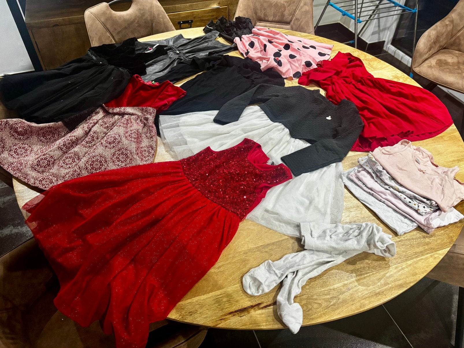 Meisjeskleding lot 128/130 — Jurken en outfits, Kleding | Dames, Ophalen of Verzenden, Zo goed als nieuw