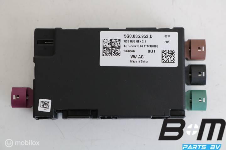 USB hub met spanningsomvormer VW Polo 2G 5G0035953D, Autos : Divers, Autoradios, Utilisé