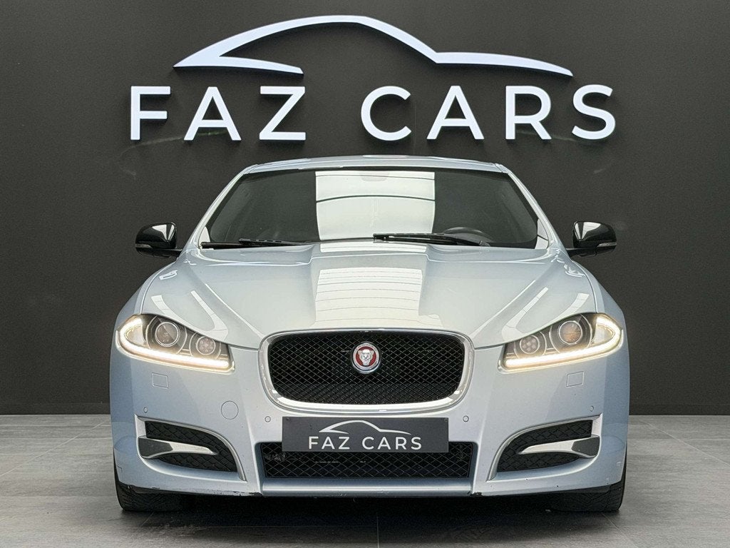 Jaguar XF 2.2 D Prestige * JANTES + CUIR + CAMÉRA + GPS *, Autos, Cuir, Euro 5, Achat, Entreprise