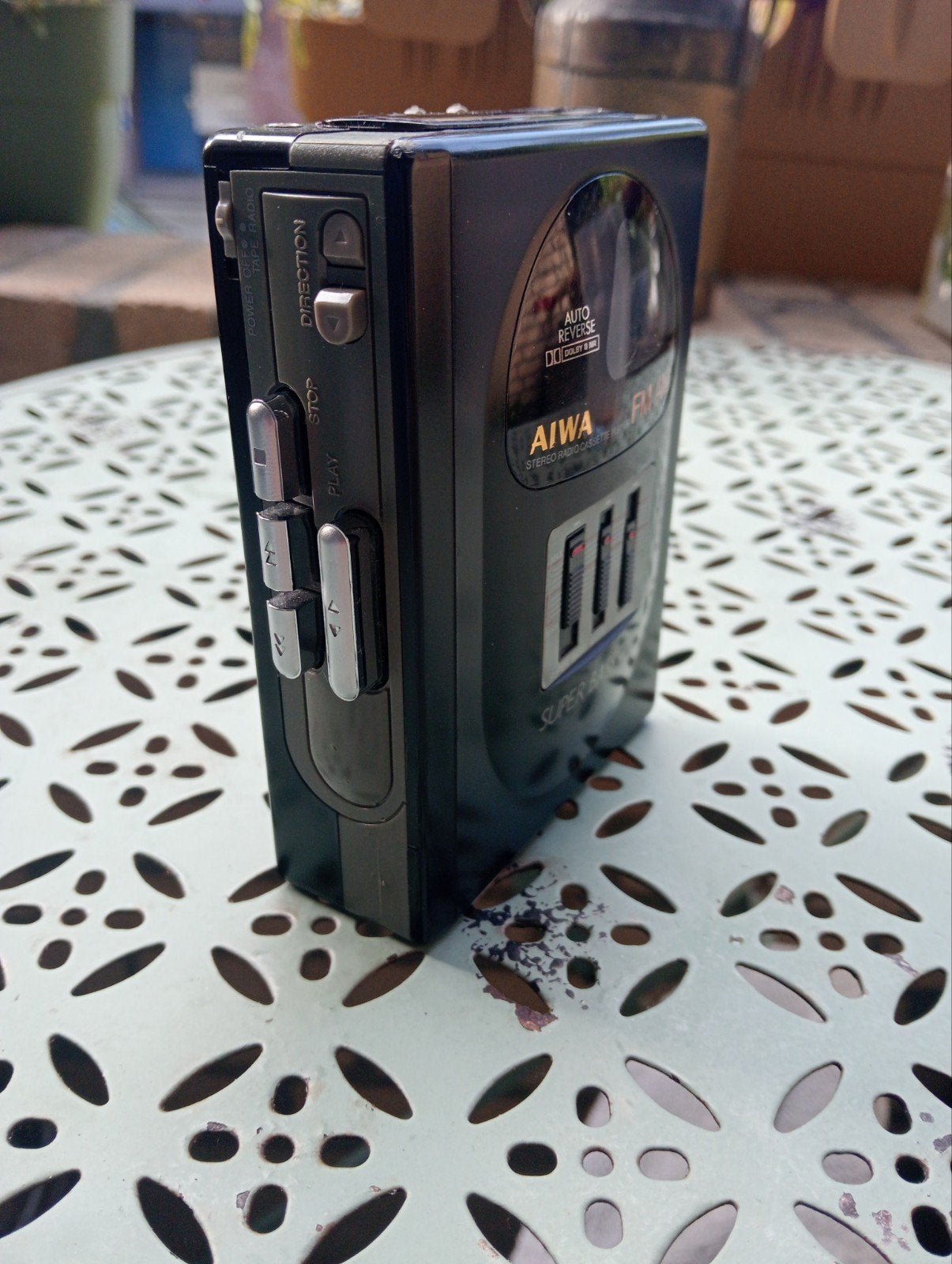 LECTEUR DE CASSETTES WALKMAN VINTAGE AIWA HS T37 SUPERBASS, Enlèvement ou Envoi, Walkman ou Baladeur
