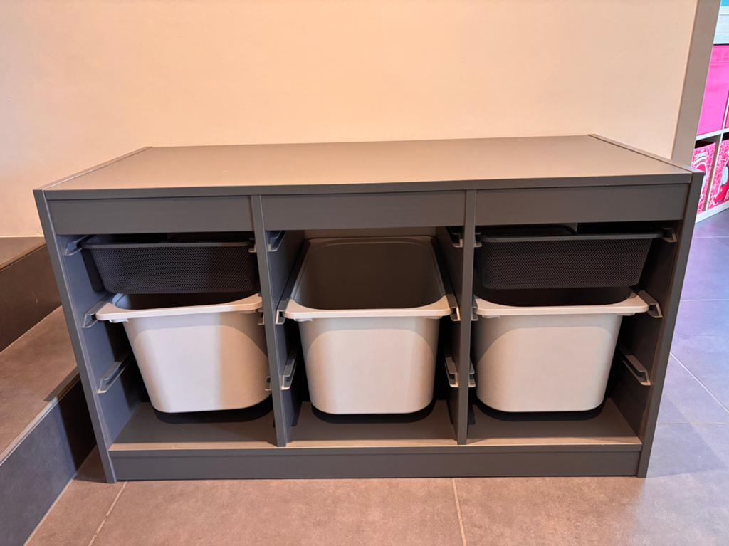 Trofast kast, Kinderen en Baby's, Kinderkamer | Commodes en Kasten, Ophalen, Zo goed als nieuw, Kast