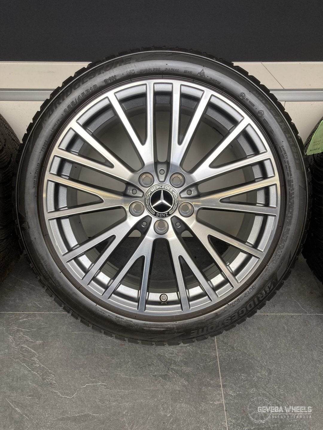 18” originele Mercedes A W177 B CLA velgen + winterbanden., Auto-onderdelen, Banden en Velgen, 18 inch, Gebruikt, -, -