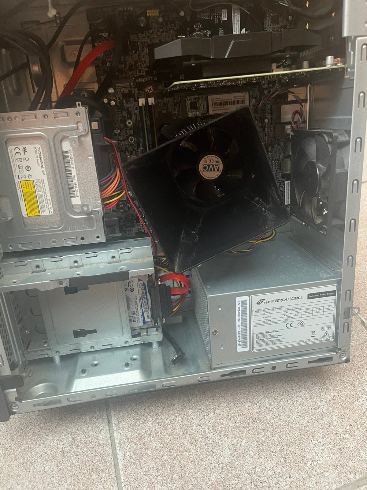 Medion pc-gamer, Ophalen of Verzenden