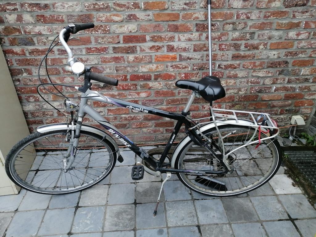 Oude fiets zie foto, Fietsen en Brommers, Ophalen