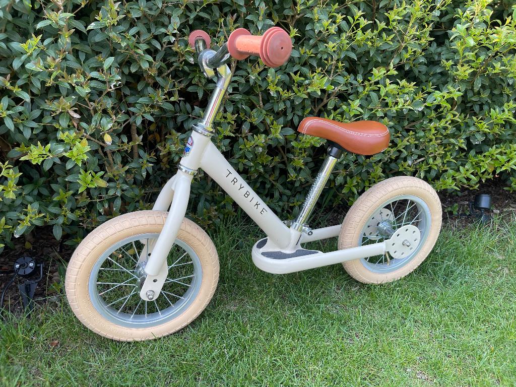 Loopfiets van Trybike, Kinderen en Baby's, Speelgoed | Buiten | Voertuigen en Loopfietsen, Ophalen, Gebruikt, Loopfiets