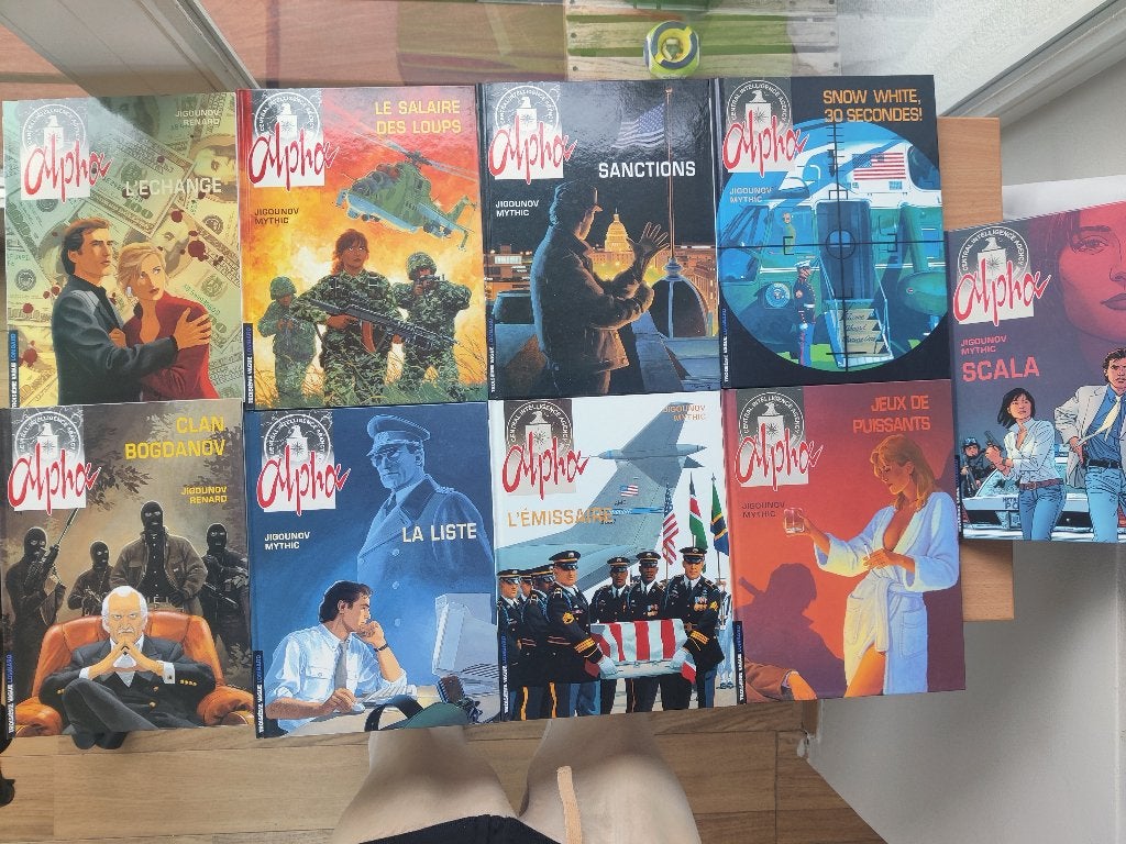 BD: Alpha - Tomes 1 à 9, Enlèvement ou Envoi, Utilisé