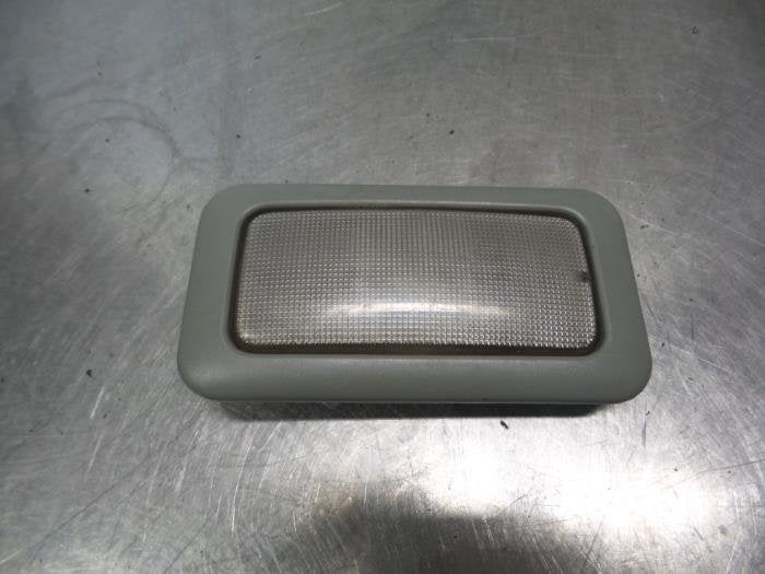 Eclairage intérieur avant d'un Renault Trafic (Trafic 01-), Renault, -, 3 mois de garantie, Utilisé