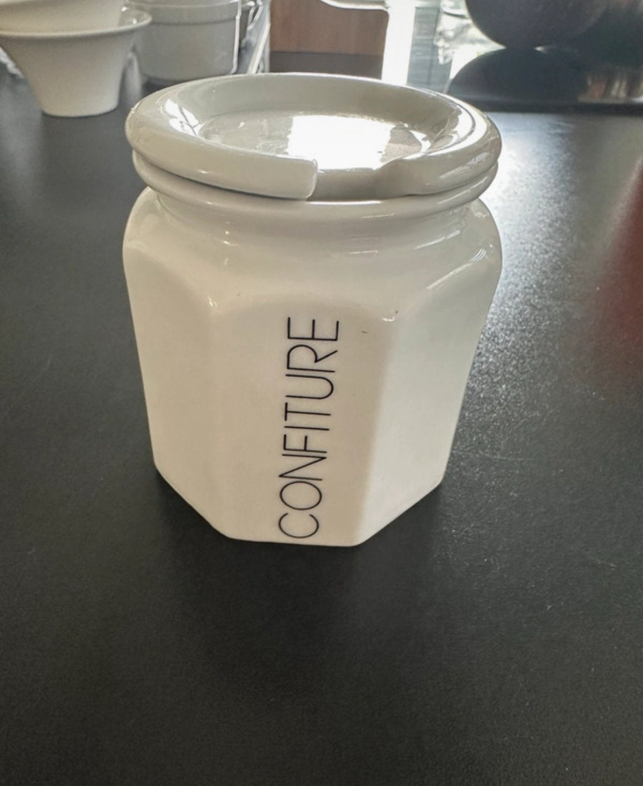 Pot à confiture en porcelaine, Ophalen, Zo goed als nieuw