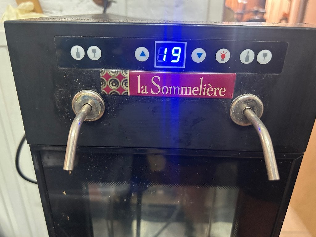 Wijndispenser, Ophalen, Gebruikt, Minder dan 75 liter, Minder dan 45 cm
