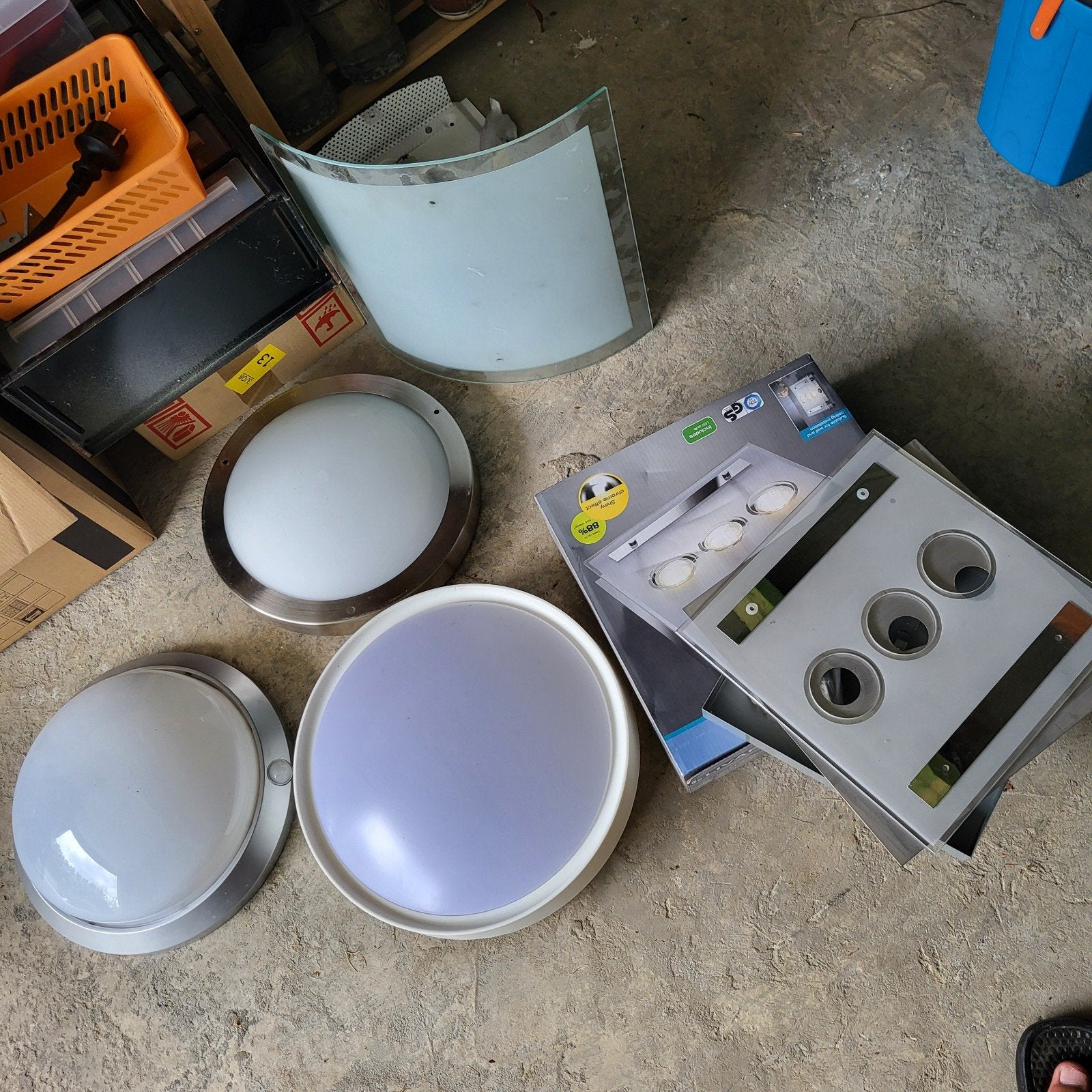 Lot de lampes et luminaires, Enlèvement