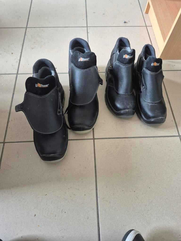 Chaussure de sécurité nouvelle 70 euro les 2
