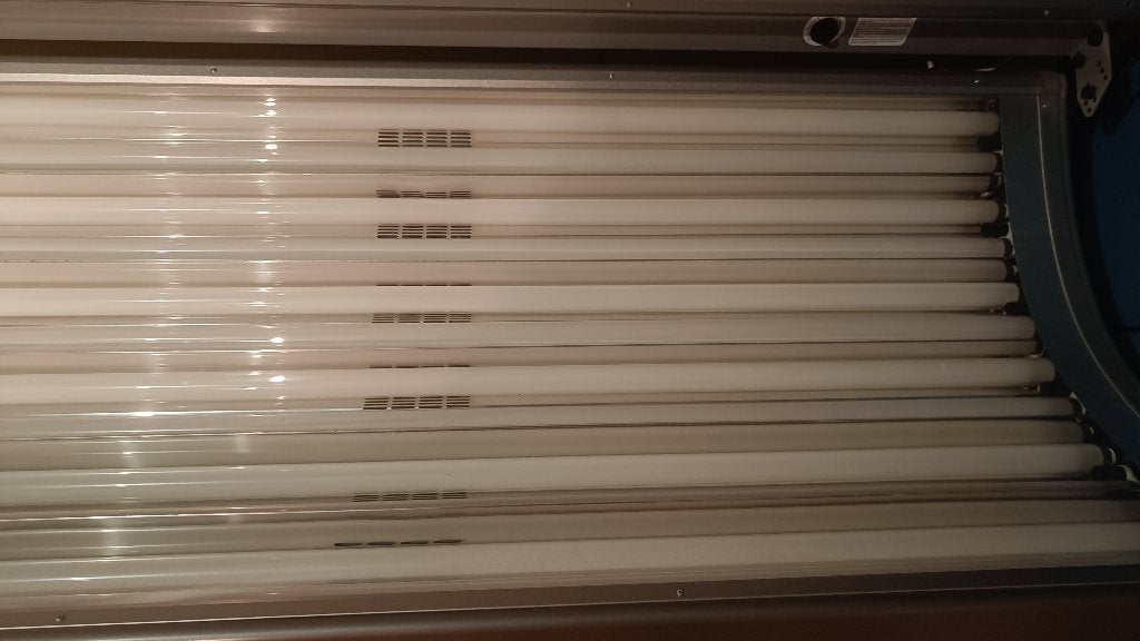 Zonnebank 2 x 12 lampen, Electroménager, Solarium, Banc solaire & Bronzage facial, Enlèvement, Utilisé, Banc solaire double, 15 lampes ou plus