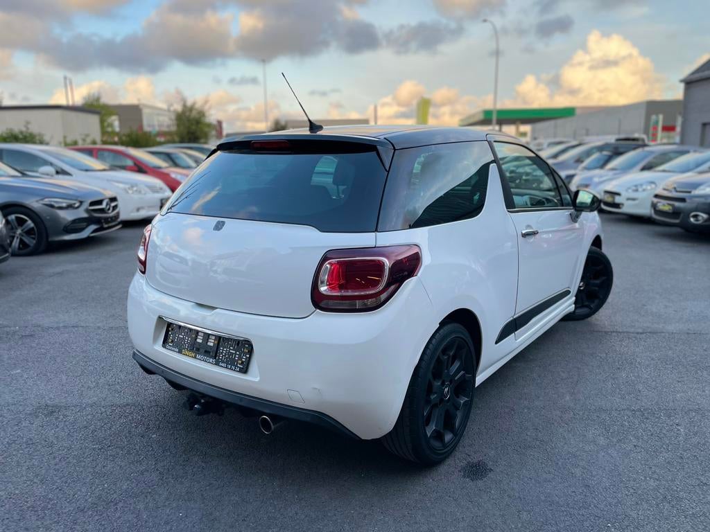 Citroen DS3 1.6i | Gps | Airco | Leder | Keuring+Carpass |, Auto's, Citroën, Euro 5, Wit, Leder, Bedrijf
