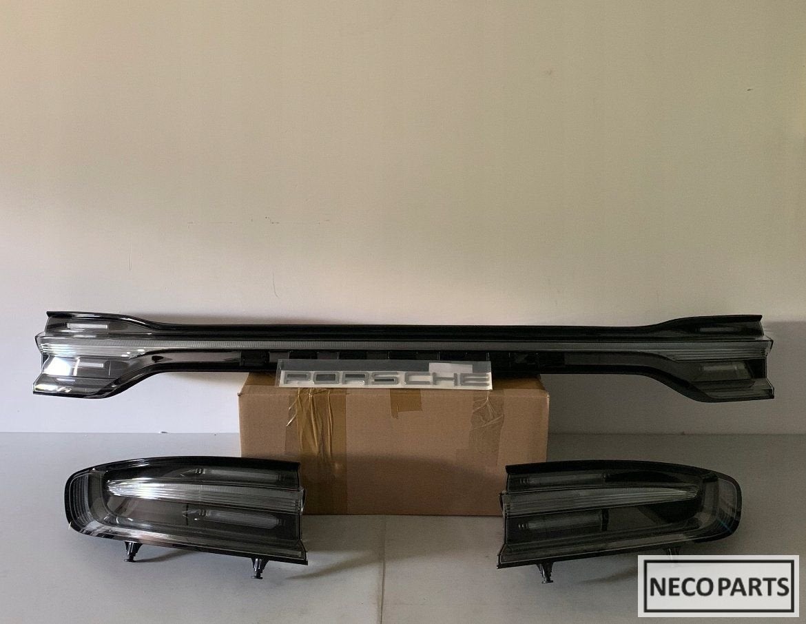 PORSCHE MACAN ACHTERLICHTEN 2019 - 95B04490500 LEVERBAAR!!, Gebruikt, -, -, Porsche