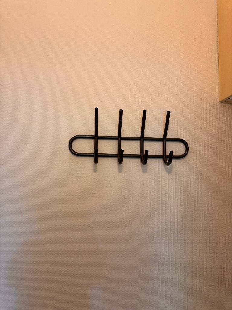 Donkergrijze kapstokhaak voor aan de muur, Huis en Inrichting, Woonaccessoires | Kapstokken, Ophalen, Zo goed als nieuw, Wandkapstok