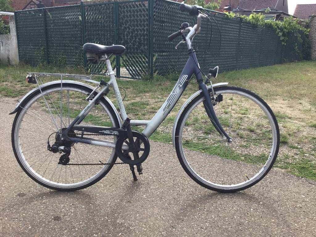 Damesfiets, Fietsen en Brommers, Ophalen