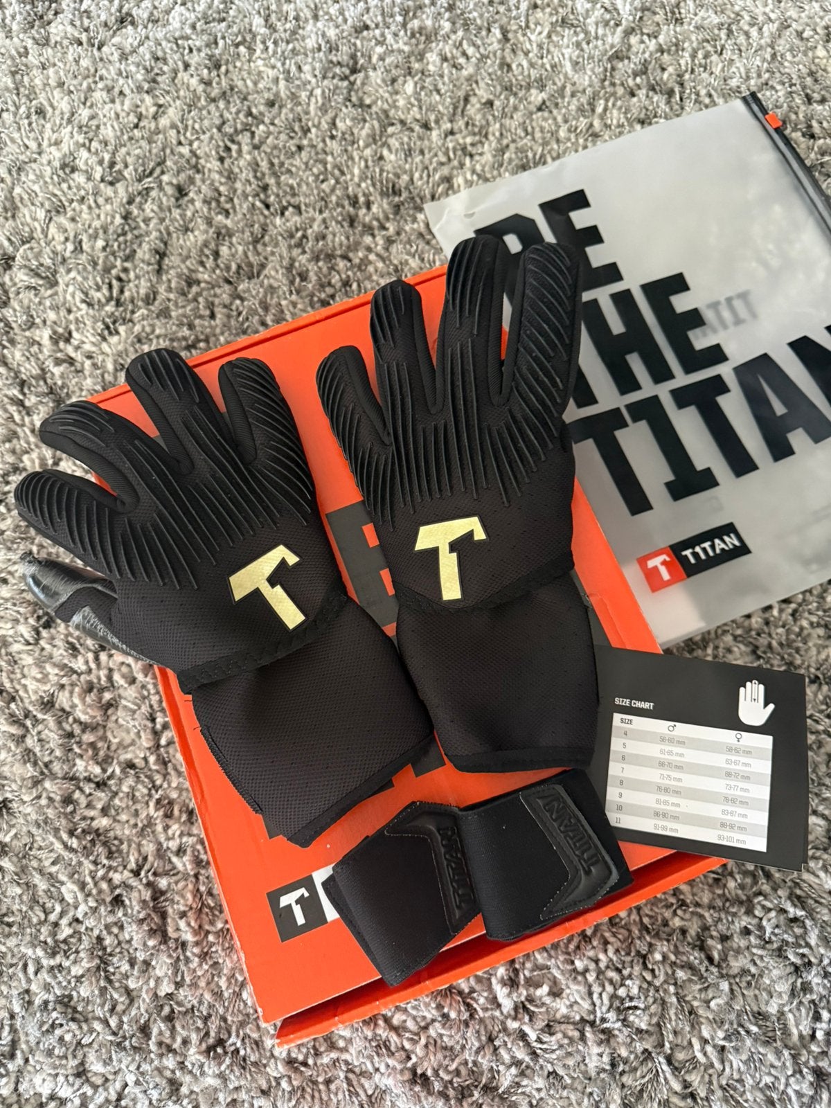 Titan - keepershandschoenen (maat 8), Sports & Fitness, Football, Enlèvement ou Envoi, Neuf, Gants