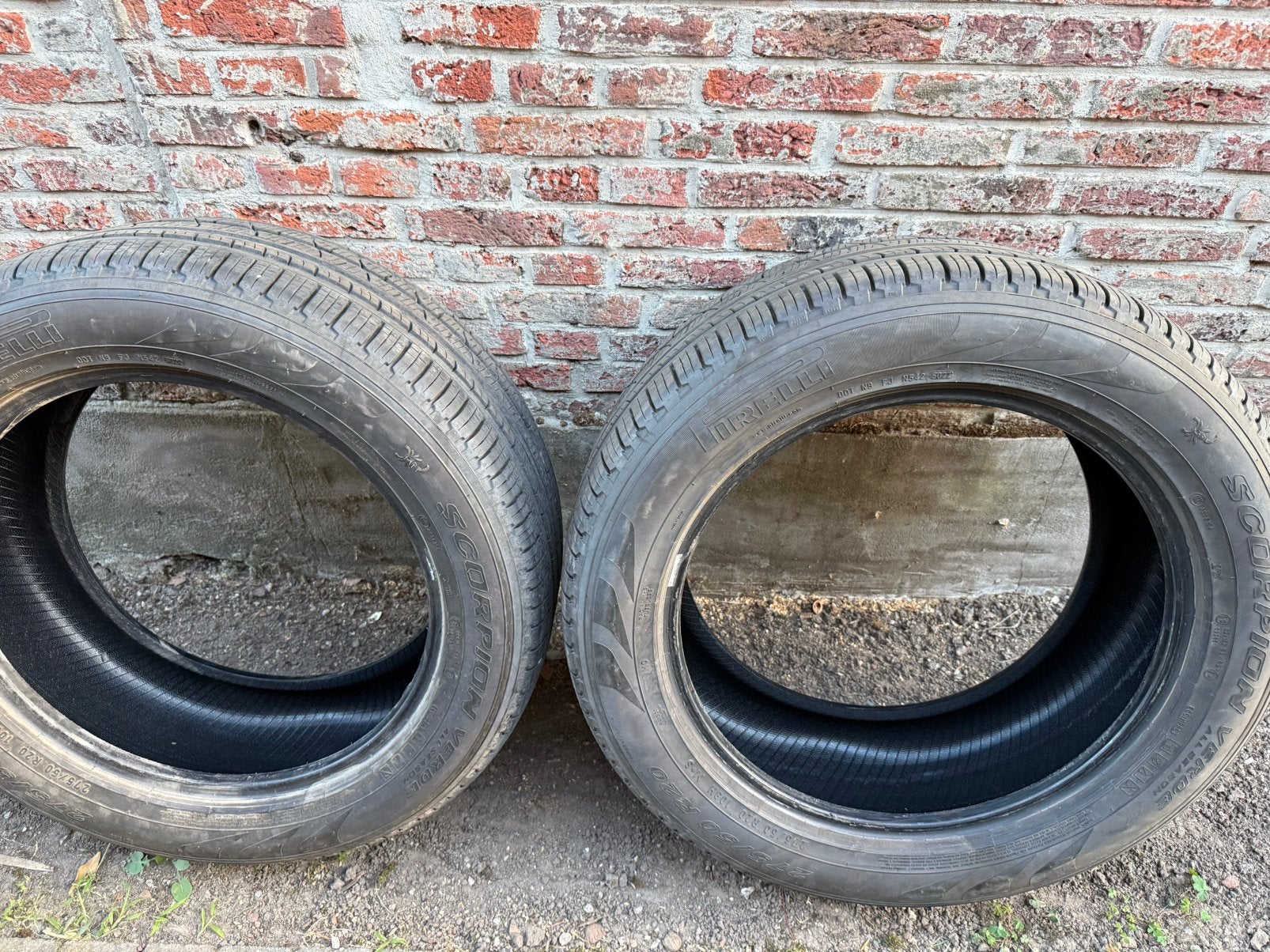 Banden pirelli 275/50/20, Auto-onderdelen, Ophalen, Gebruikt, Band(en)