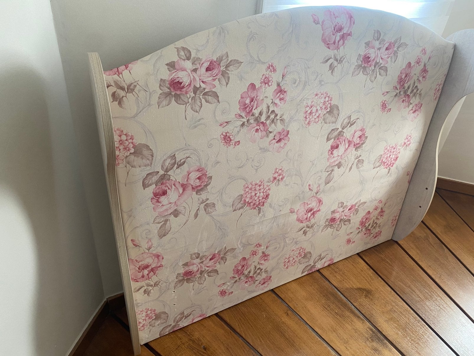 Tête de lit romantique à motif floral, Maison & Meubles, Queen size, Romantisch, 140 cm, Enlèvement