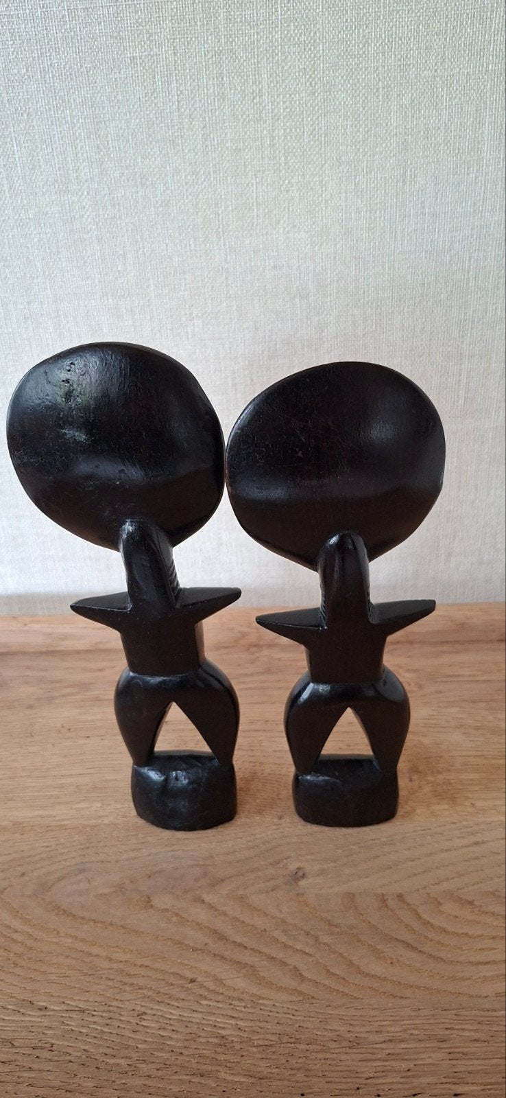 2 handgesneden houten Afrikaanse beeldjes., Ophalen, Beeld, Hout, Bruin