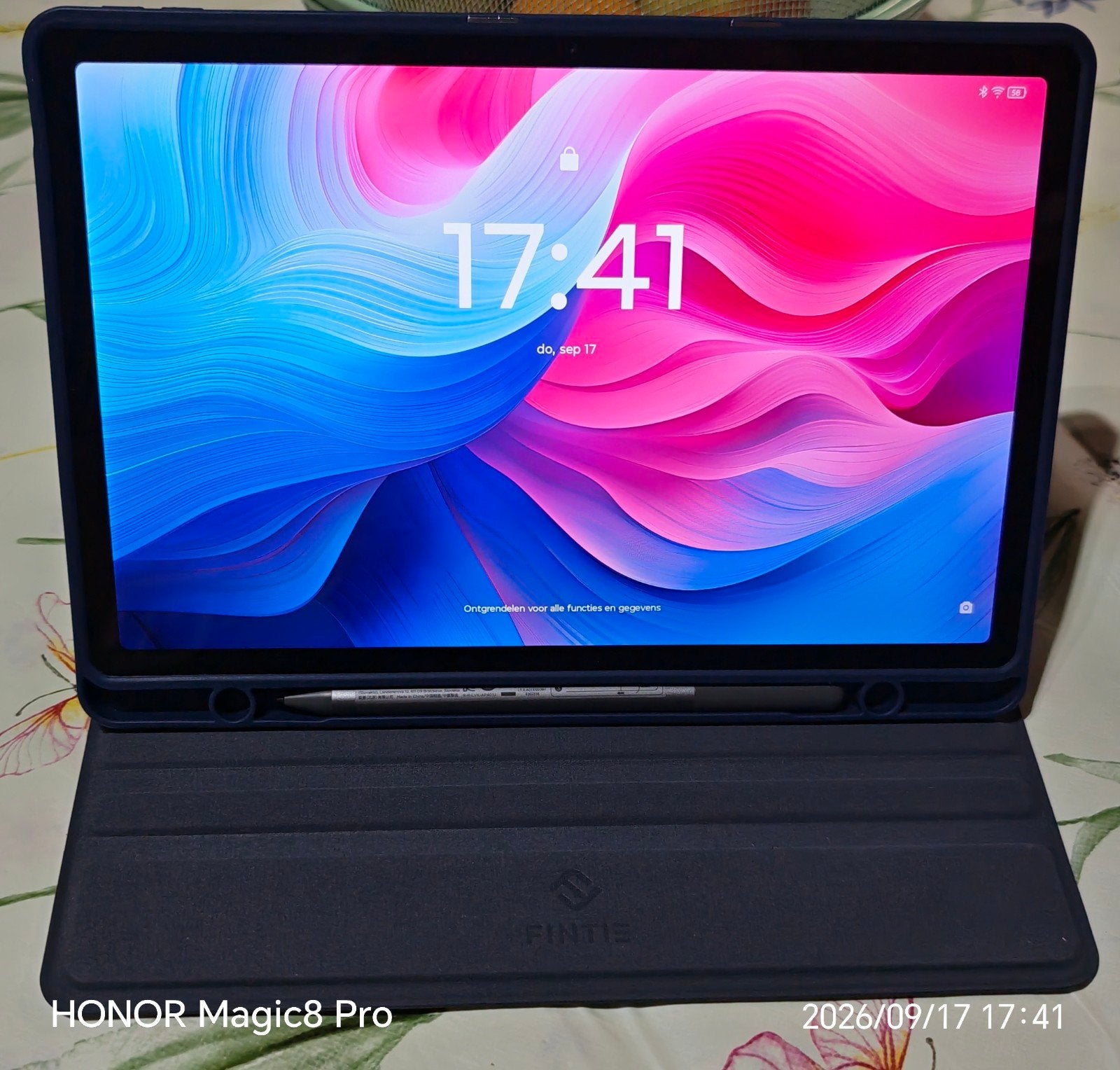 Belle tablette à vendre., Enlèvement ou Envoi, 11 pouces, GPS, Comme neuf