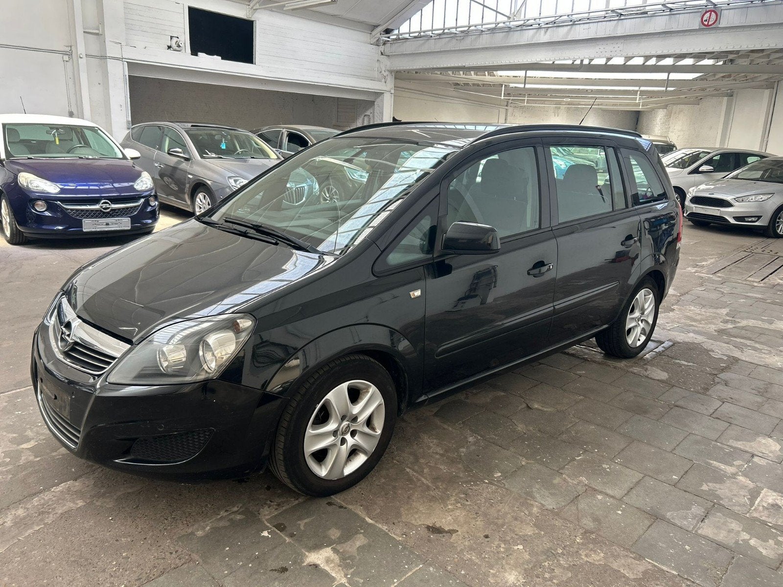 opel zafira 1.7diesel 230.000km 7pl Airconditioning, Auto's, Euro 5, Monovolume, 7 zetels, Particulier