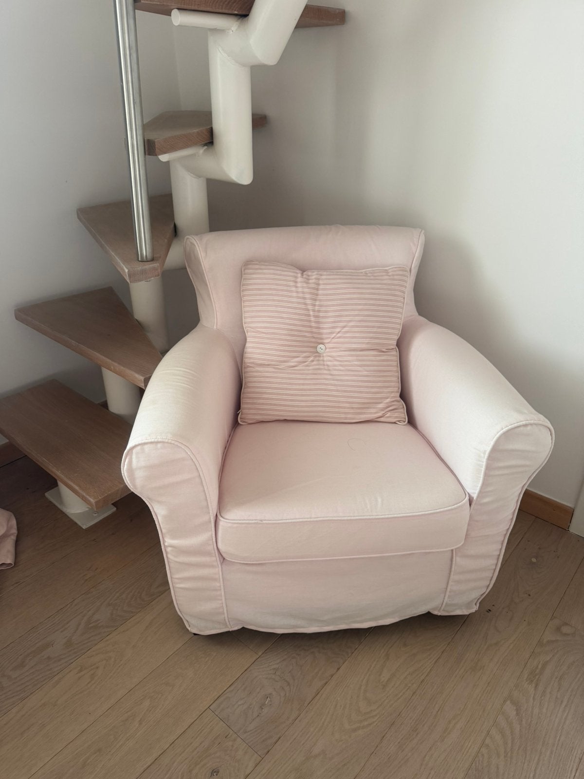 Fauteuil rose, Ophalen, Minder dan 50 cm, Gebruikt, Minder dan 75 cm