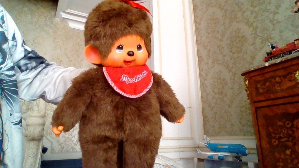 Grande peluche Monchichi, Ophalen