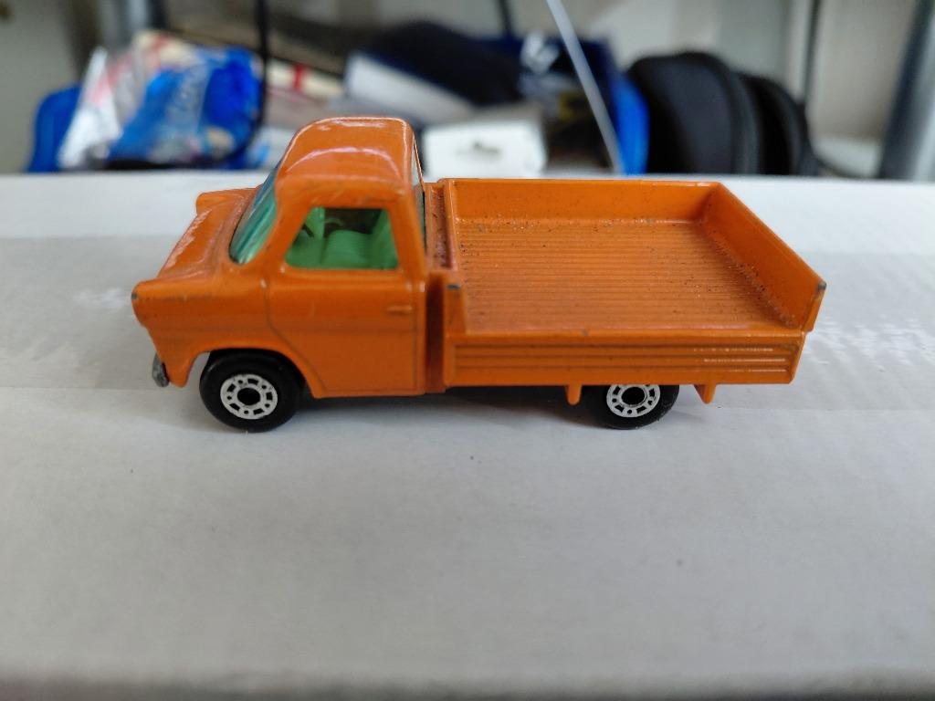 Matchbox 66e Ford Transit Pick Up, Hobby & Loisirs créatifs, Voitures miniatures | Échelles Autre, Comme neuf, Bus ou Camion, Enlèvement ou Envoi