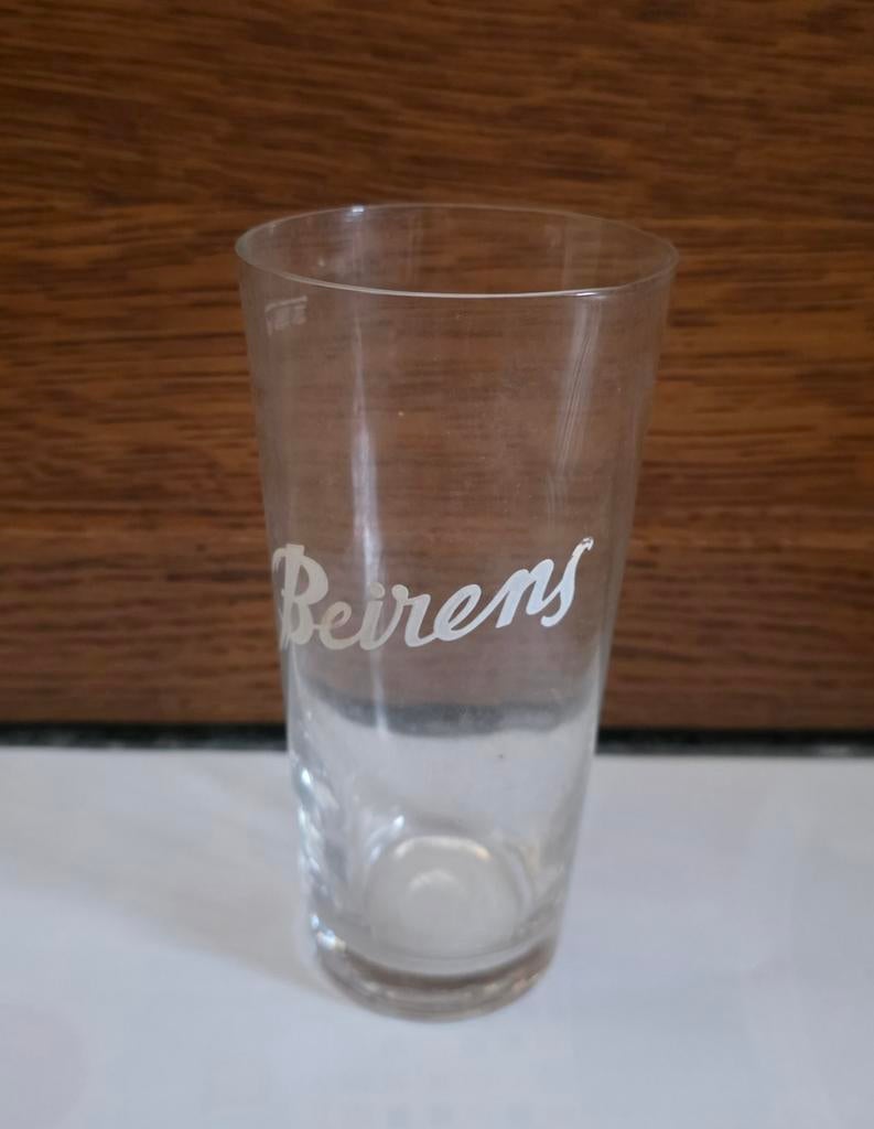 Oud bierglas Beirens, Enlèvement, Verre à bière