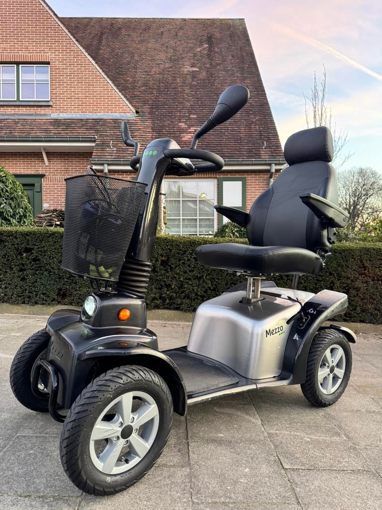 Life & Mobility Mezzo 4 Scootmobiel Elektrische Scooter, Ophalen of Verzenden, Inklapbaar, Zo goed als nieuw, Elektrische rolstoel