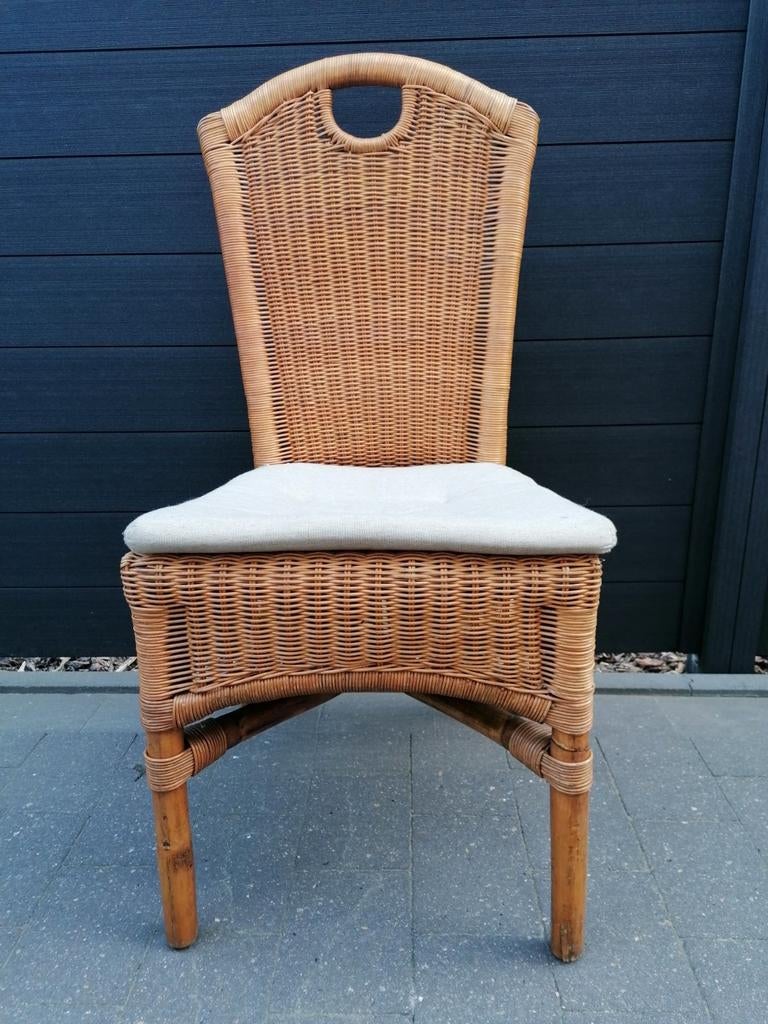 4 rieten stoelen in perfecte staat., Huis en Inrichting, Stoelen, Ophalen, Zo goed als nieuw, Vier