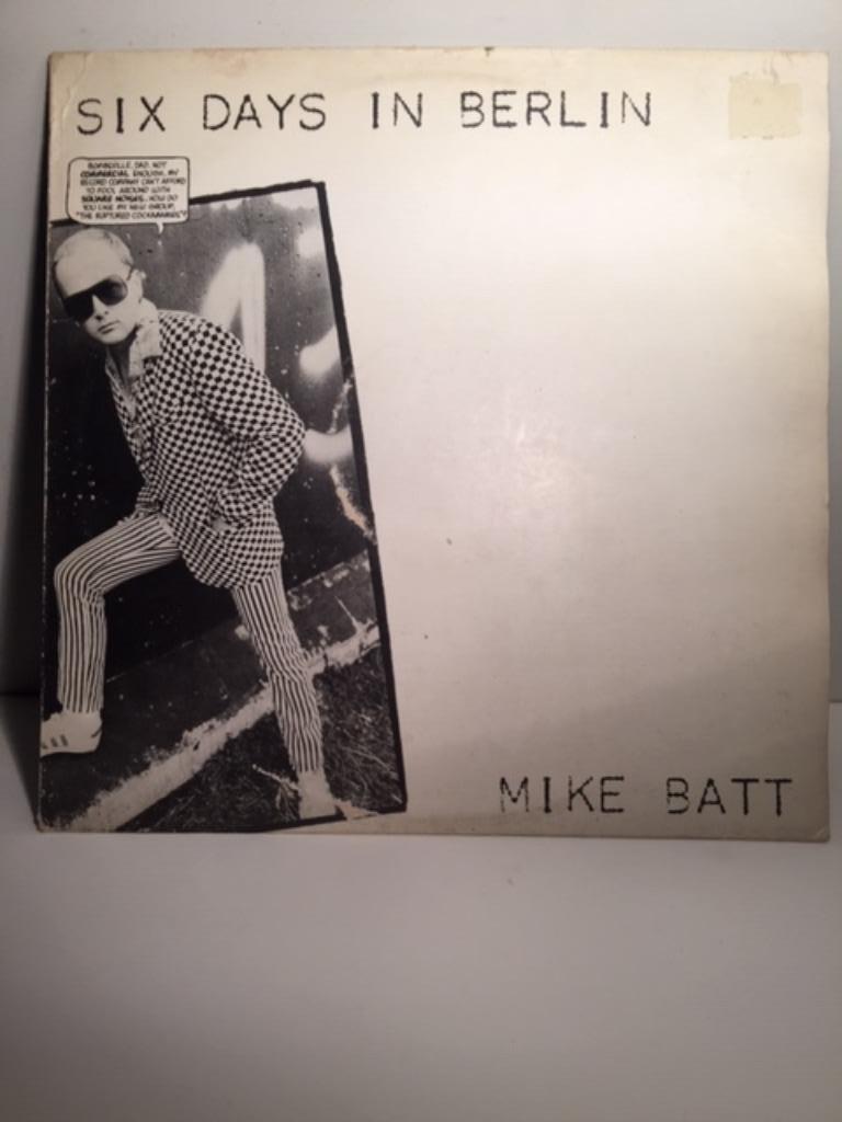 LP - Mike Batt - Six jours à Berlin (Vinyle), Enlèvement ou Envoi, Comme neuf, 12 pouces, Pop rock