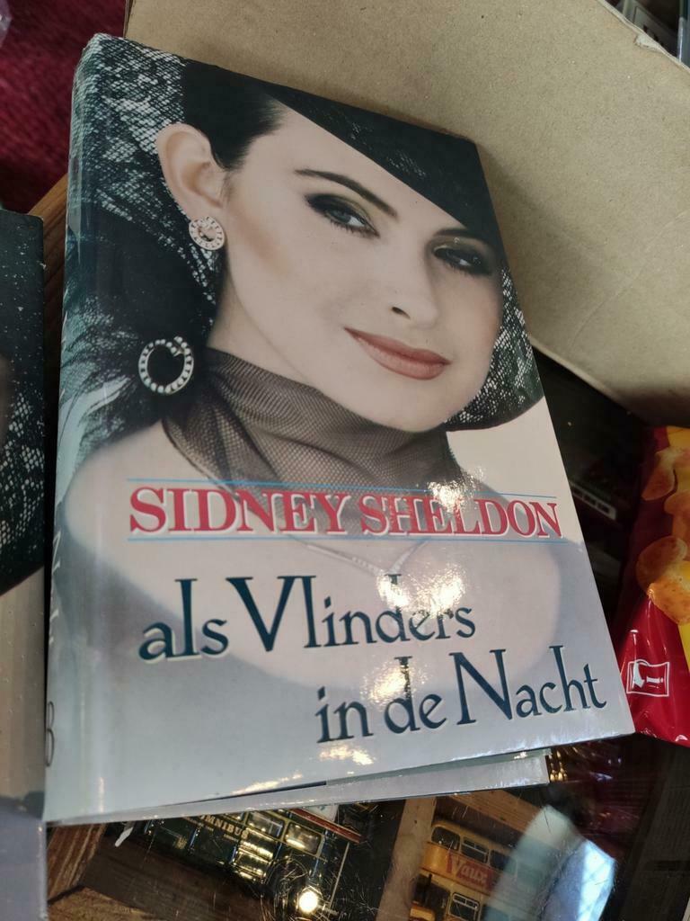 Als vlinders in de nacht., Boeken, Ophalen, Gelezen