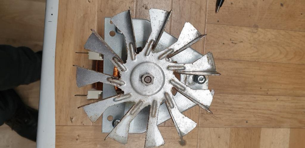 jw1275: ventilator microgolf Gorenje RR120/0015B91-3020LH/1, Hobby en Vrije tijd, Elektronica-componenten, Ophalen of Verzenden