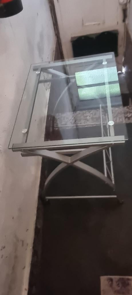 Tables, Enlèvement ou Envoi, Comme neuf