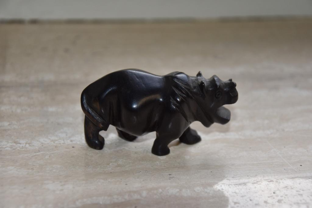 statue africaine en bois d'hippopotame, Envoi