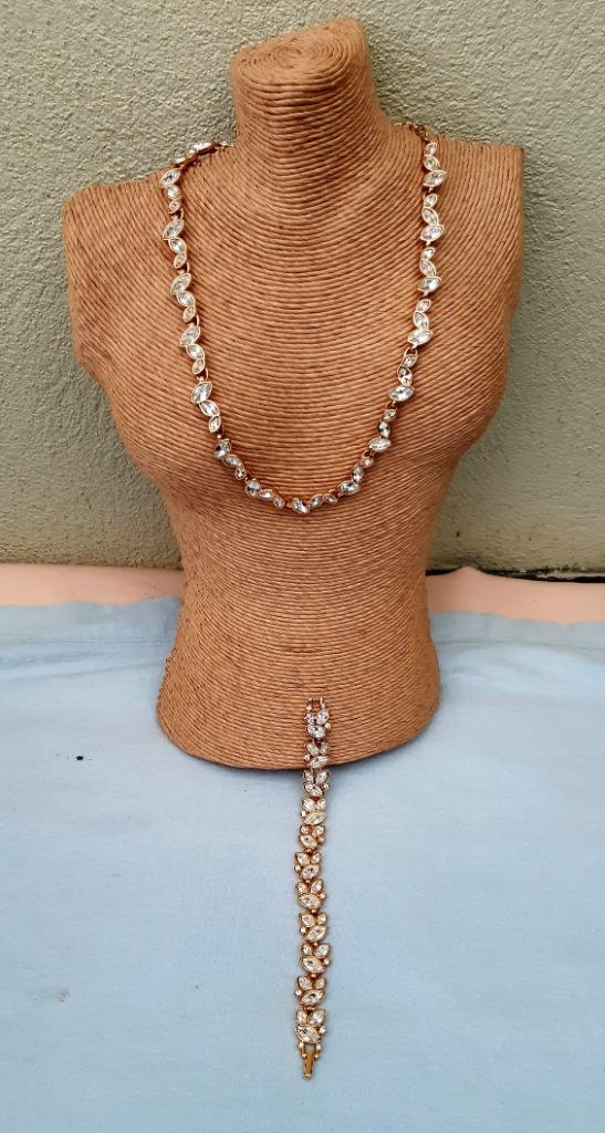 Halsketting en armband van Swarovski Ideaal voor Valentijn.., Neuf, Avec cristal, Enlèvement, Autres matériaux