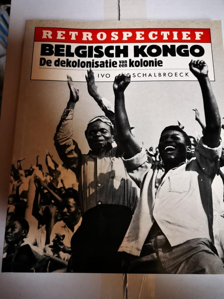 Retrospectief Belgisch Kongo - dekolonatie van een kolonie, Boeken, 19e eeuw, Ophalen of Verzenden, Zo goed als nieuw, Lannoo