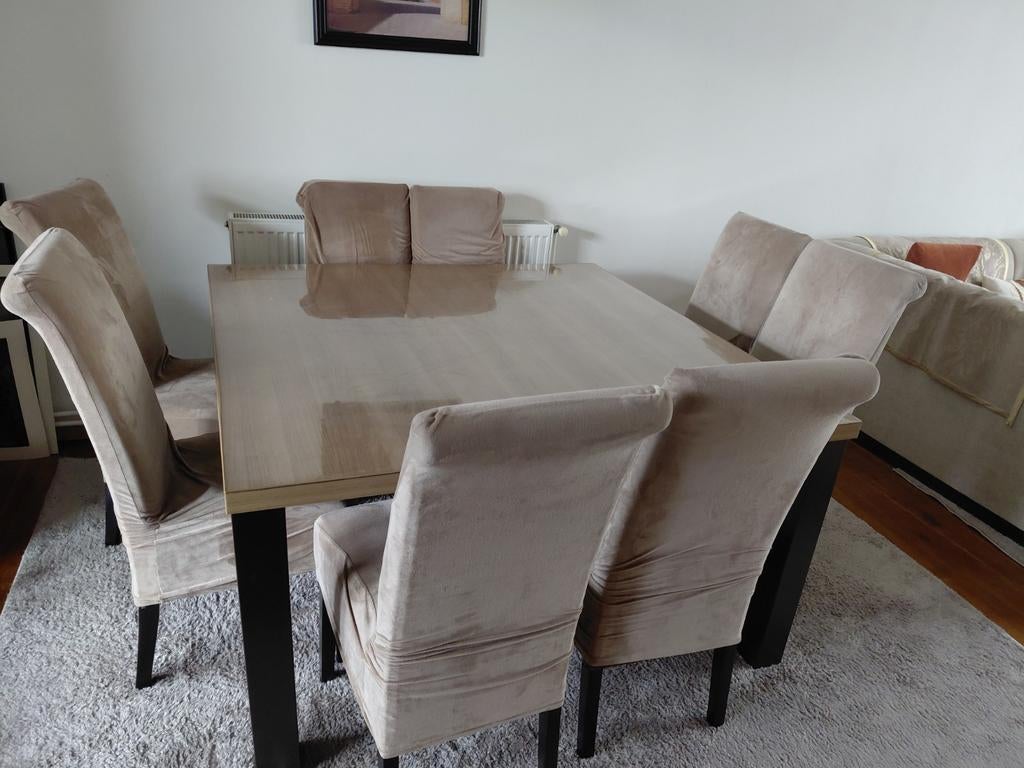 Grande table de 8 personnes en tres belle état, Enlèvement
