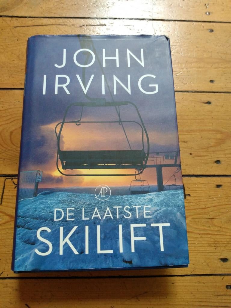John Irving - De laatste skilift, Ophalen of Verzenden, Zo goed als nieuw, John Irving