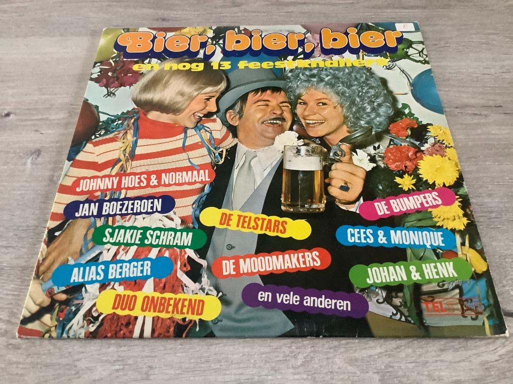 Vinyl Bier,bier,bier en nog 13 feestknallers LP, Cd's en Dvd's, Vinyl | Nederlandstalig, Verzenden, Gebruikt, 12 inch, Levenslied of Smartlap