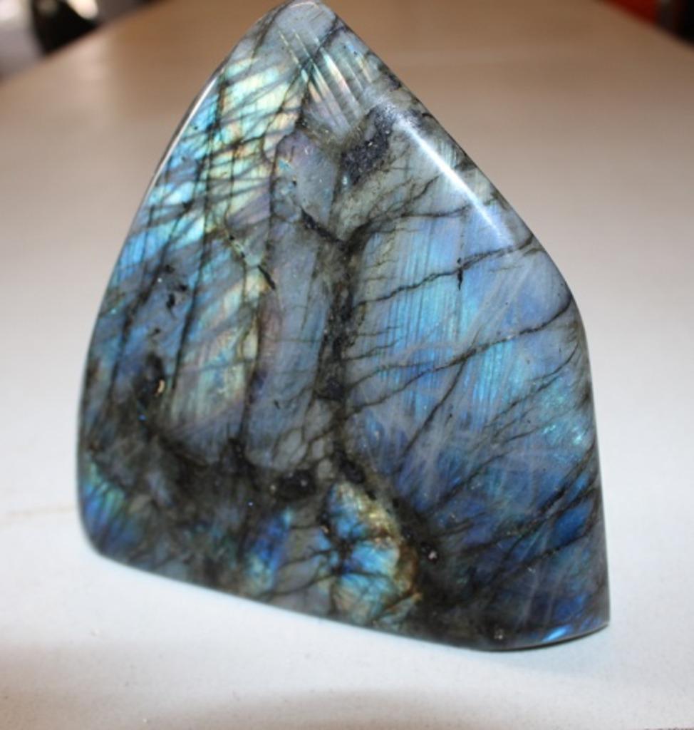 Labradorite, Enlèvement, Minéral
