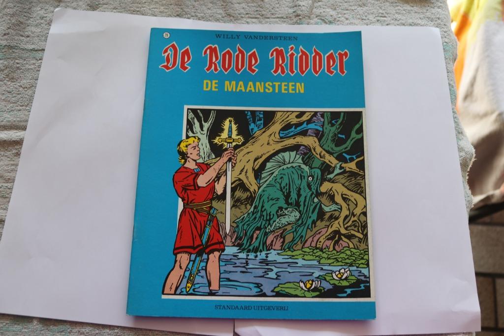 (S27) De Rode Ridder - De Maansteen, Boeken, Gelezen, Willy Vandersteen, Eén stripboek, Ophalen of Verzenden
