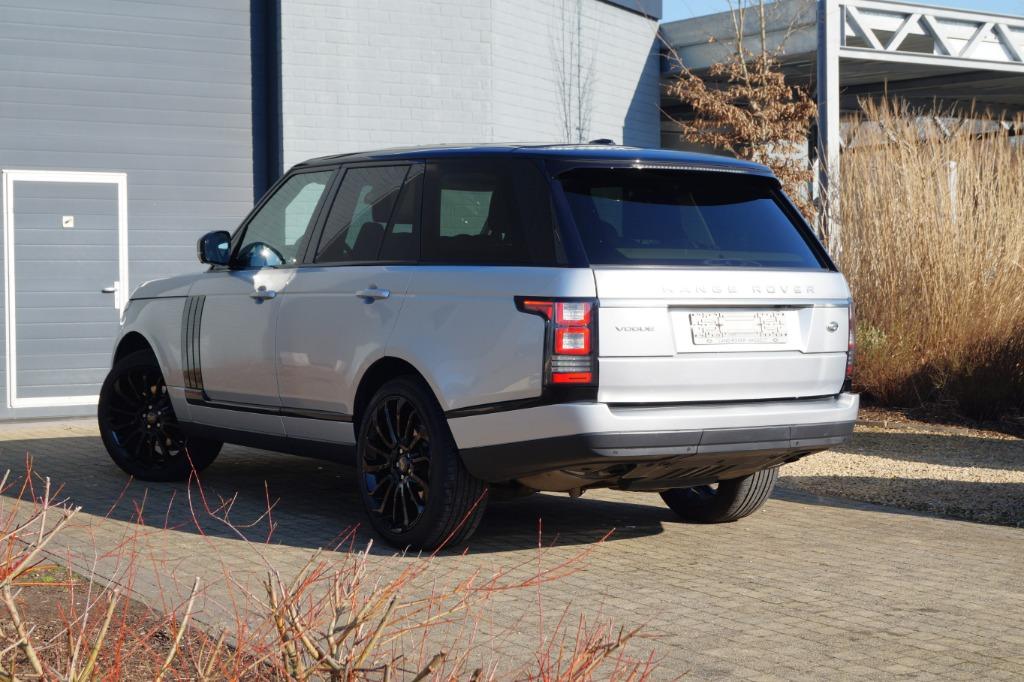 Land Rover Range Rover 3.0 TDV6 Vogue / Pano /360 camera/Ful, Auto's, Automaat, Beige, 2993 cc, Verwarmde buitenspiegels