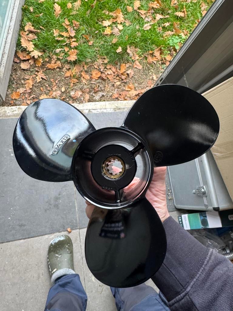 Propeller origineel Suzuki 9 1/4 X12 nieuw, Watersport en Boten, Ophalen, Nieuw, Motor en Techniek, Motorboot