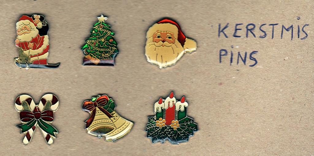 Feest/Kerstmis pins, Ophalen, Zo goed als nieuw, Overige onderwerpen, Speldje of Pin