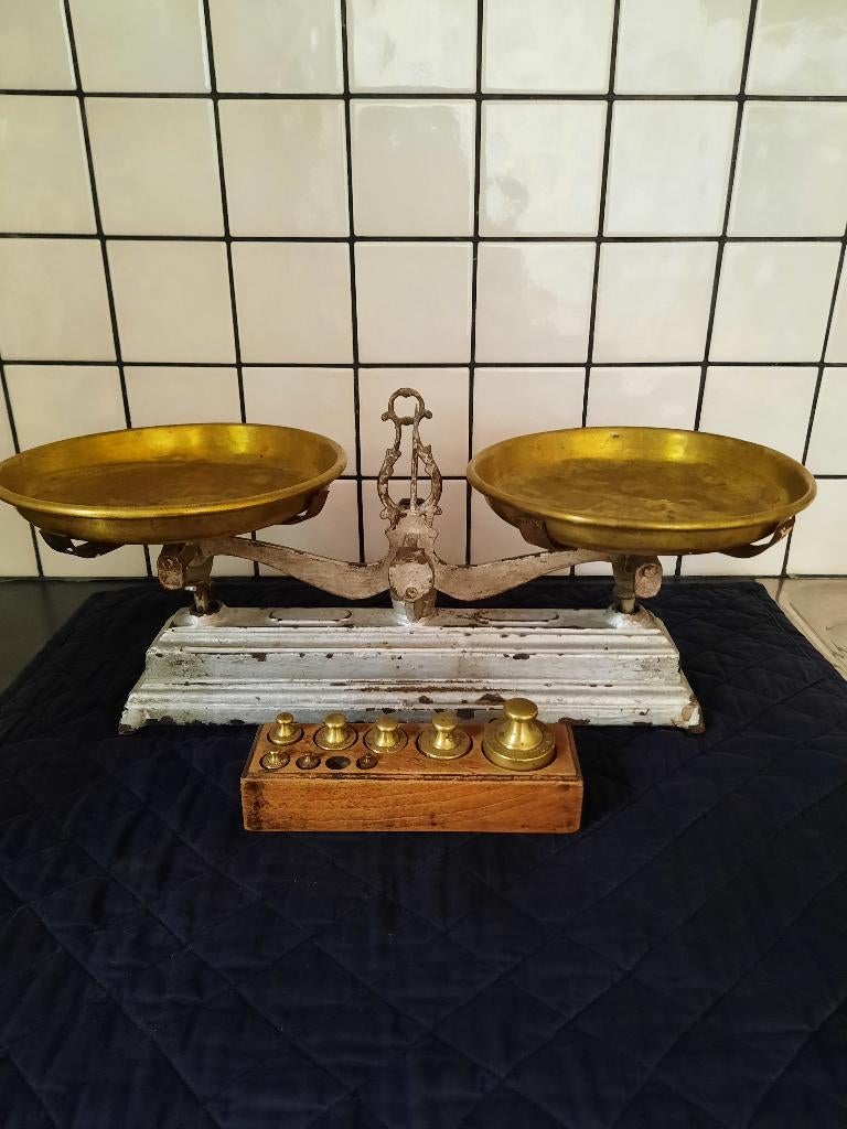 Weegschaal vintage met gewichten, Antiek en Kunst, Ophalen of Verzenden