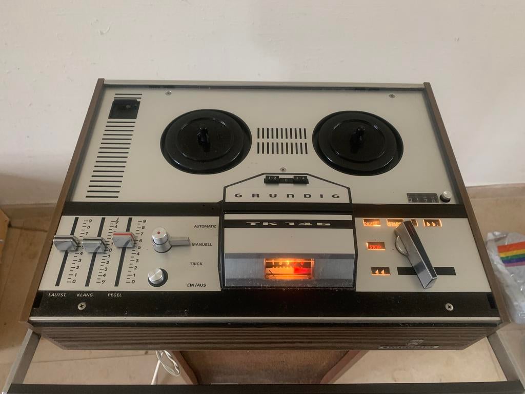 Grundig Tk 146, Enlèvement, Magnétophone