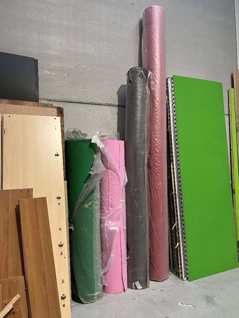 Lot expotapijt, Ophalen, Zo goed als nieuw, Achtergrond
